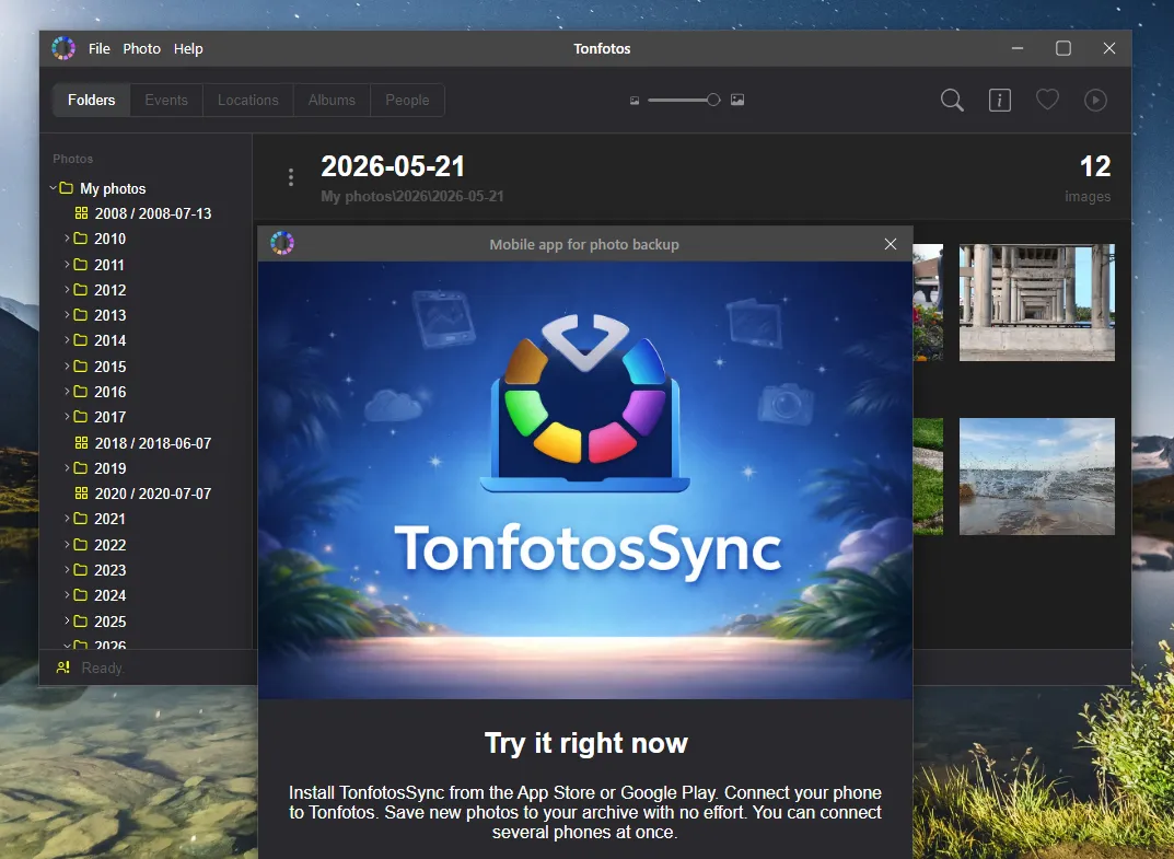 Desktop interface and mobile app capabilities of Tonfotos