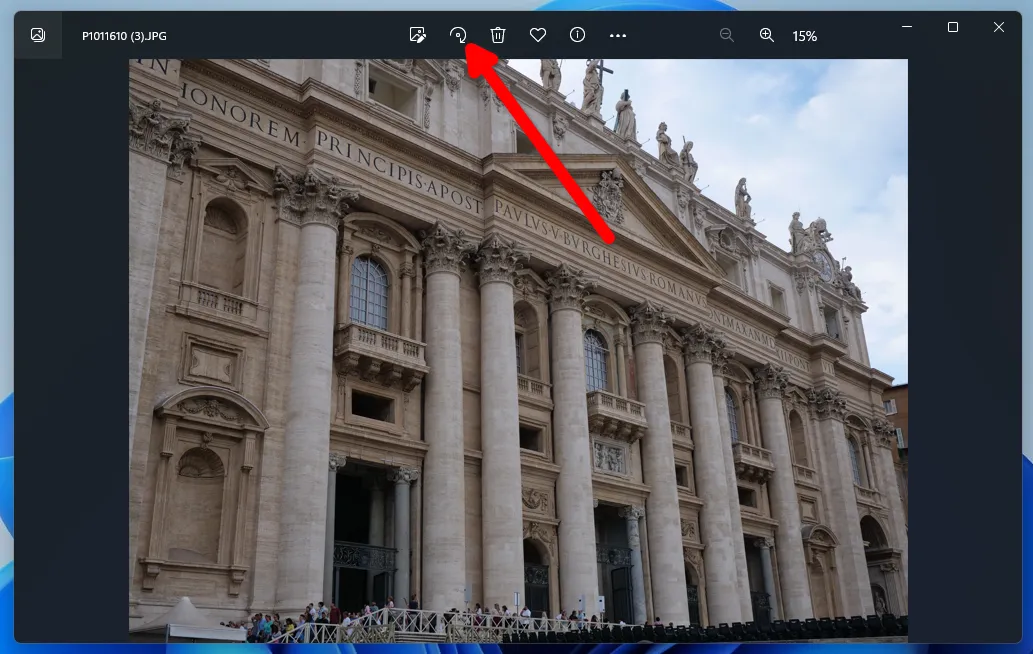 Botón de rotación de imagen en la aplicación integrada en Windows 10 y 11