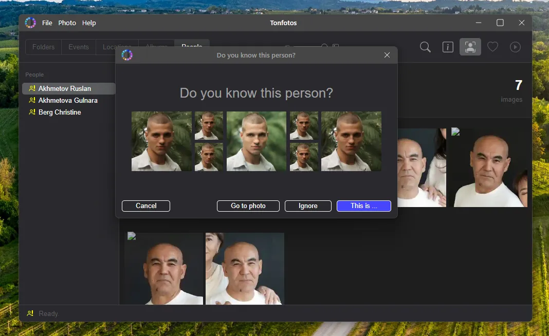 An example of face detection in photos in Tonfotos